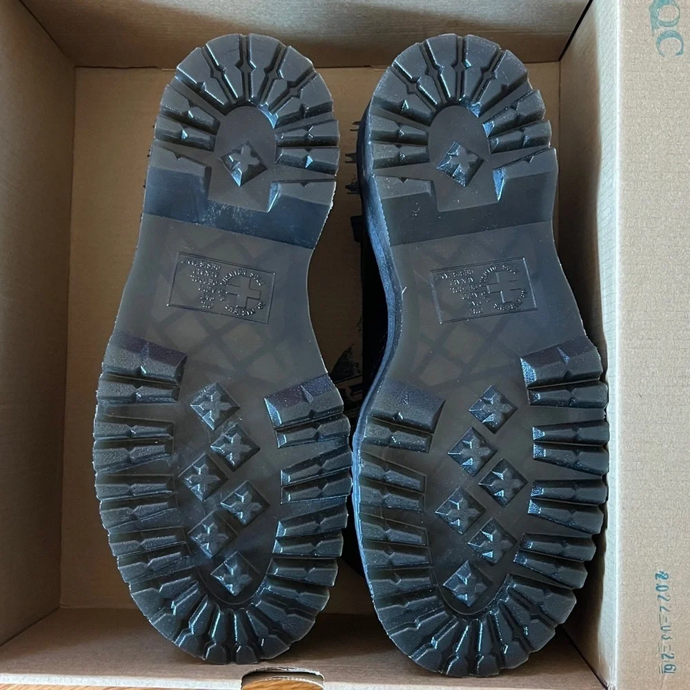 Dr Martens 1461 Quads Size 9 NIB